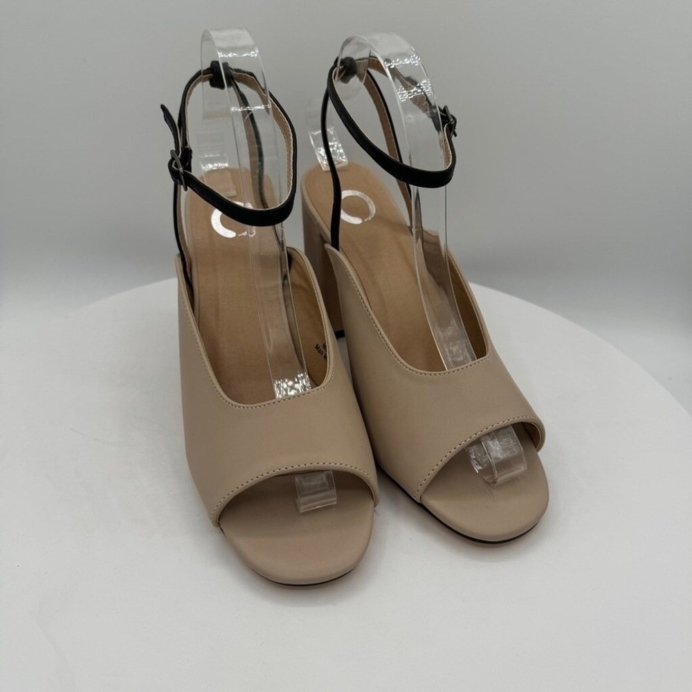 Journee Collection Beige Ankle Strap Block Heel Sandals Open Toe Women's Size 10